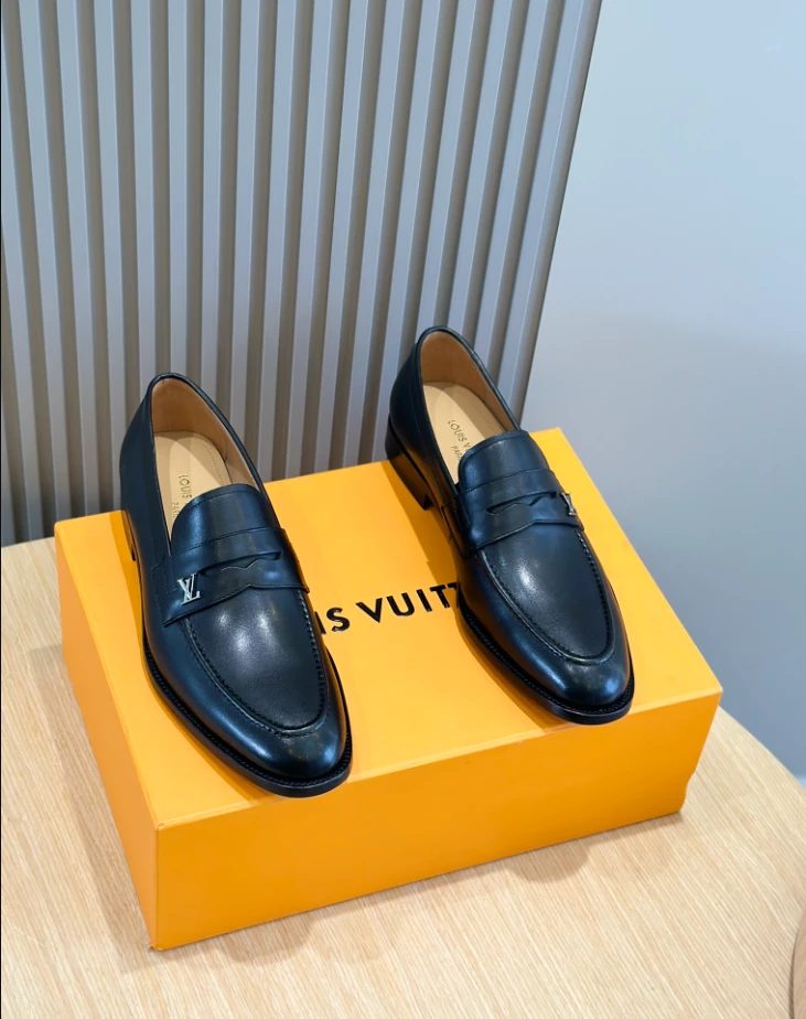 Louis Vuitton Loafer Reps - LD037 - view 01