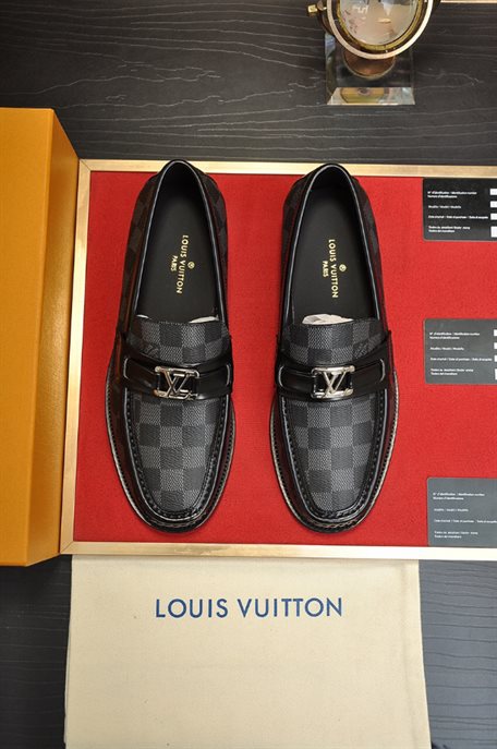 Louis Vuitton Loafer Reps - LD021 - view 01