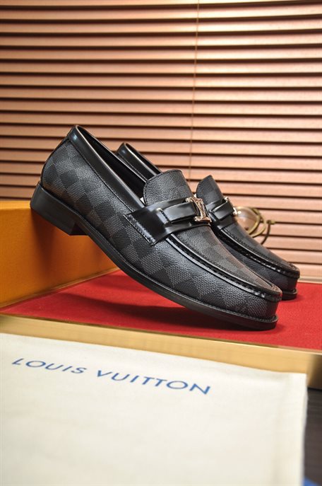 Louis Vuitton Loafer Reps - LD021 - view 02