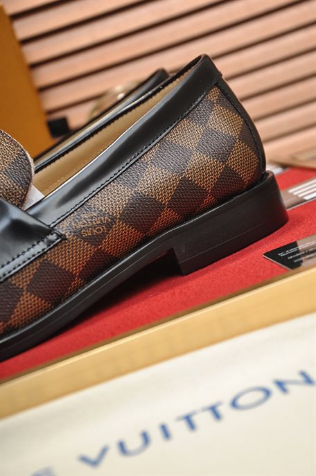 Louis Vuitton Loafer Reps- LD020 - view 04