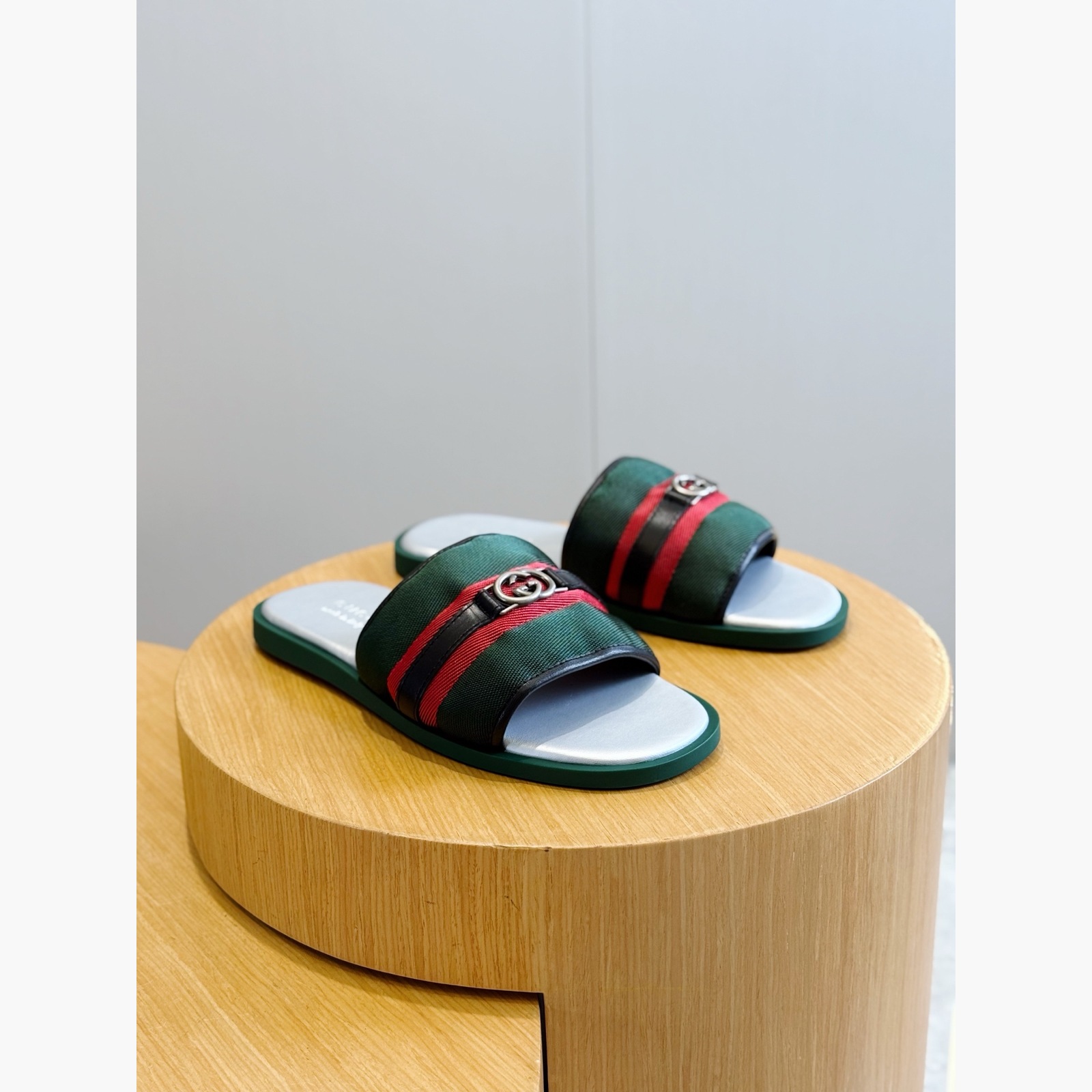 Gucci Men's Riviera Web Stripe Slide Sandals – Green/Red alternate product view 1