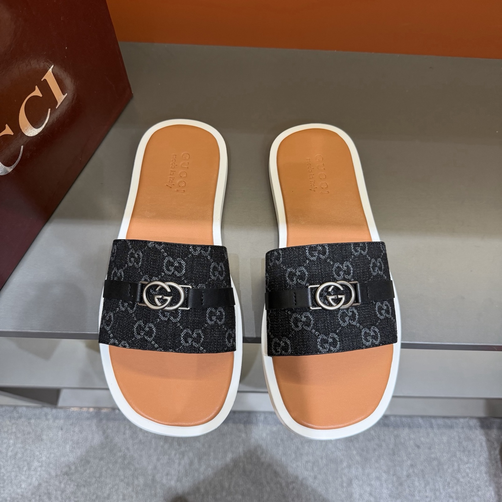 Gucci Men's GG Supreme Double G Slide Sandals – Black/Brown main product view