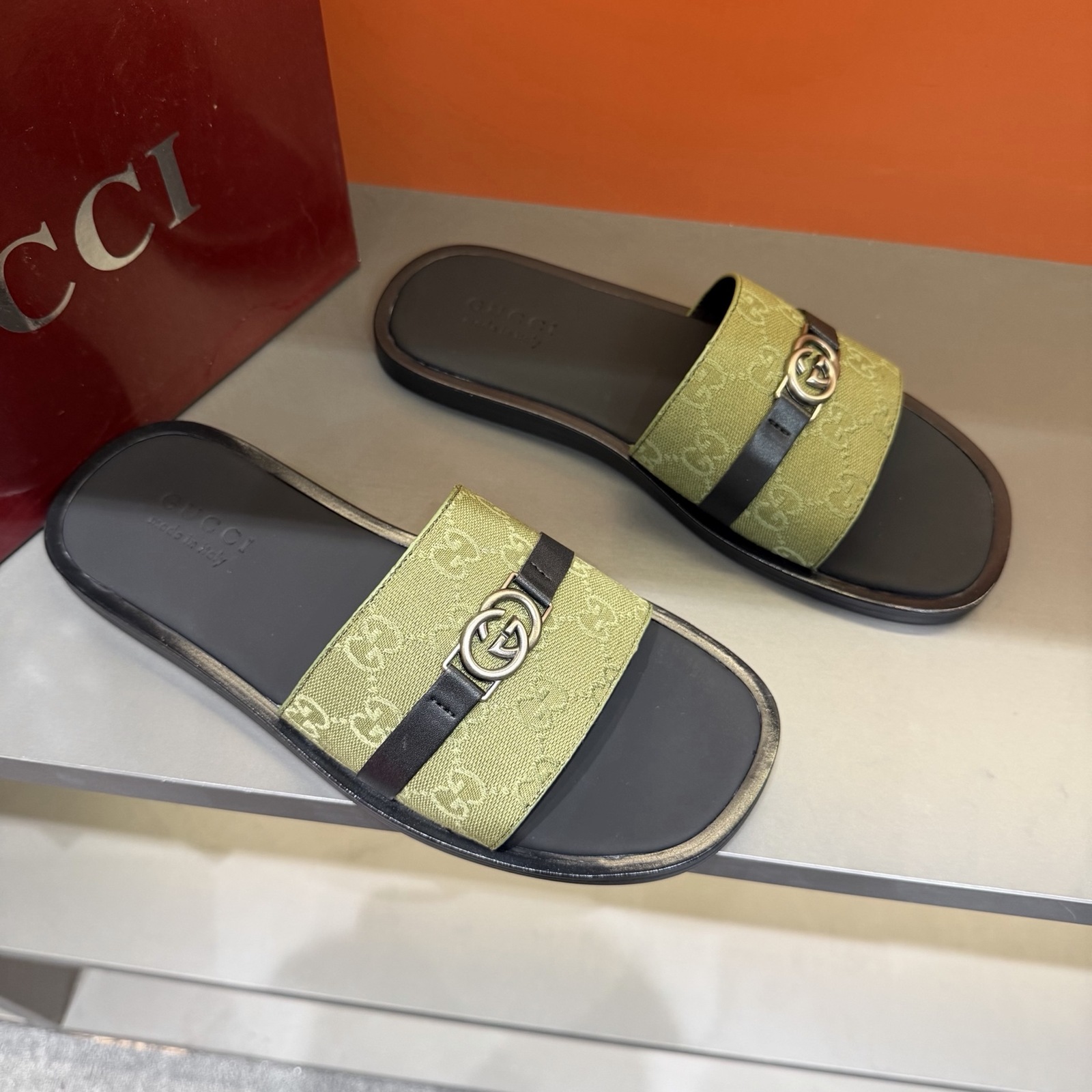Gucci Men's GG Supreme Double G Slide Sandals – Green/Black alternate product view 2