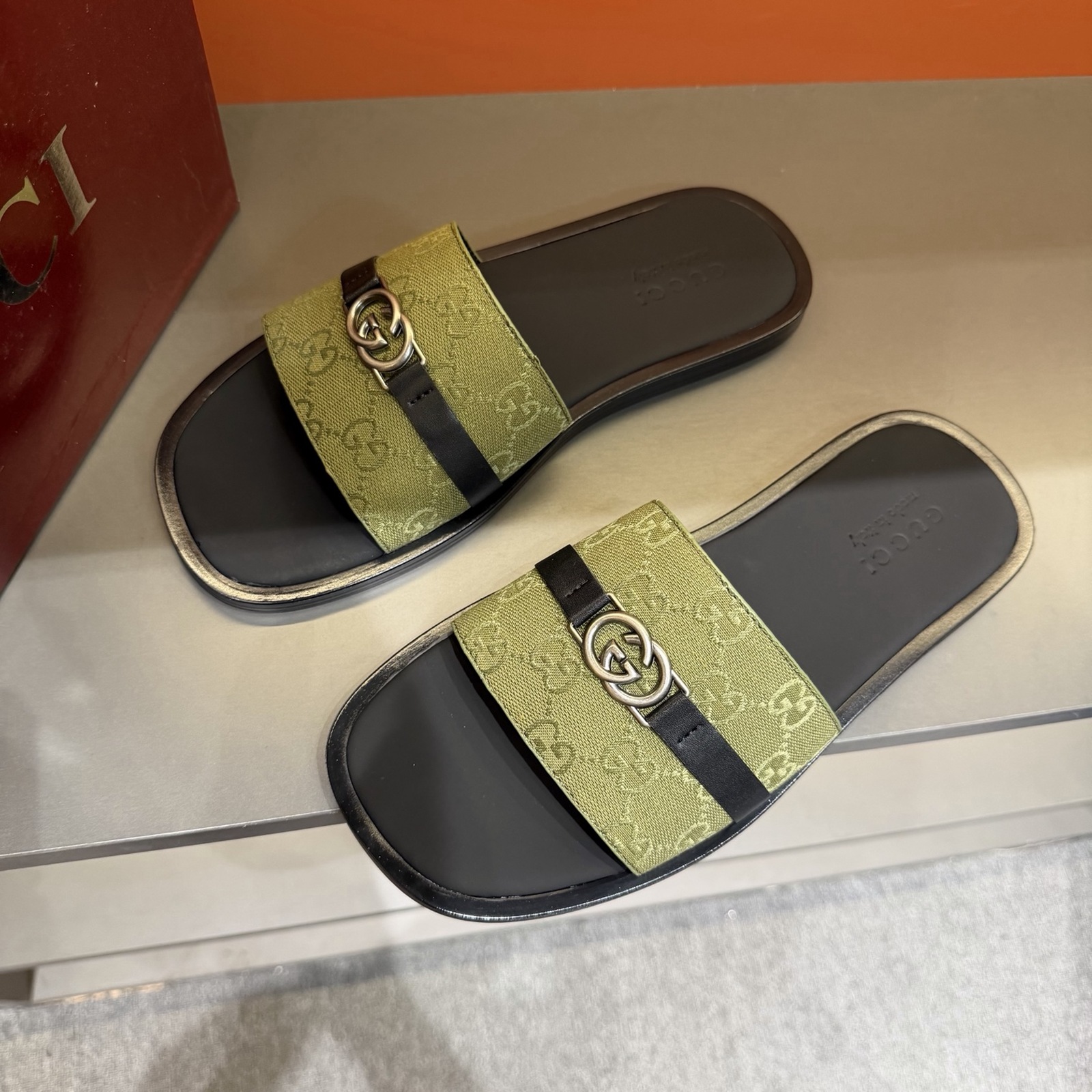 Gucci Men's GG Supreme Double G Slide Sandals – Green/Black alternate product view 3