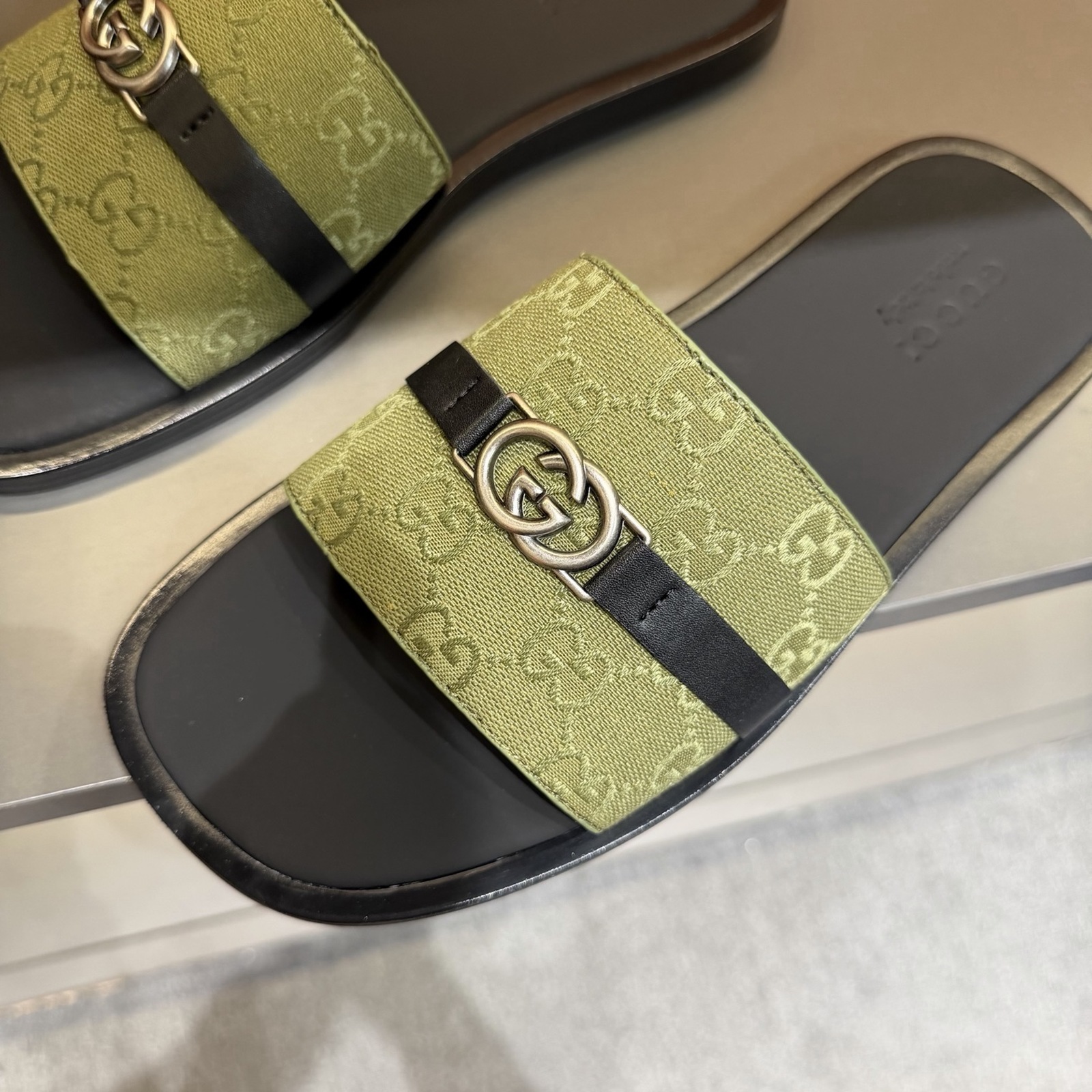Gucci Men's GG Supreme Double G Slide Sandals – Green/Black alternate product view 4