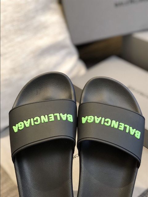 Balenciaga Pool Slide Sandal Replica - BS005 - view 03