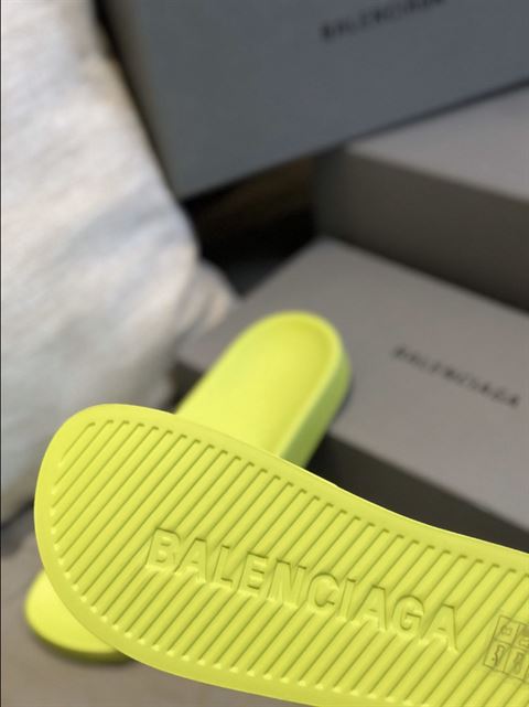 Balenciaga Pool Slide Sandal Reps - BS002 - view 03