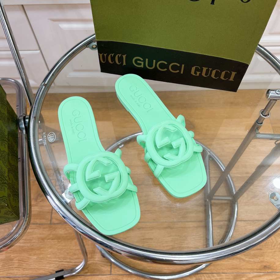Women’s Interlocking G Slide Pale Green Rubber Sandal Reps - SC038 - view 06