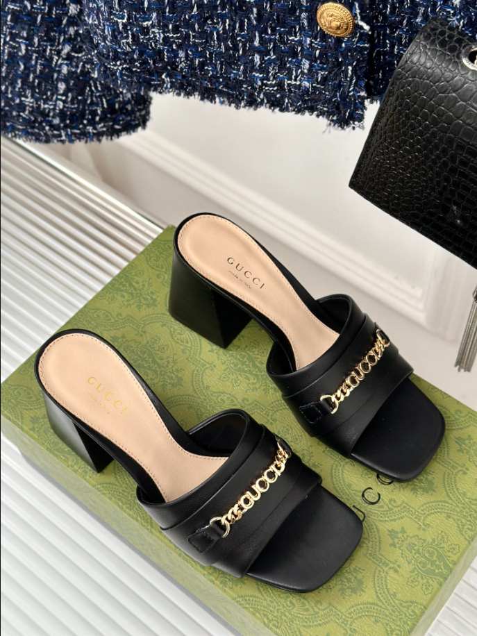 Gucci Leather Signoria Heeled Black Sandals 75 Reps - SC023 - view 05