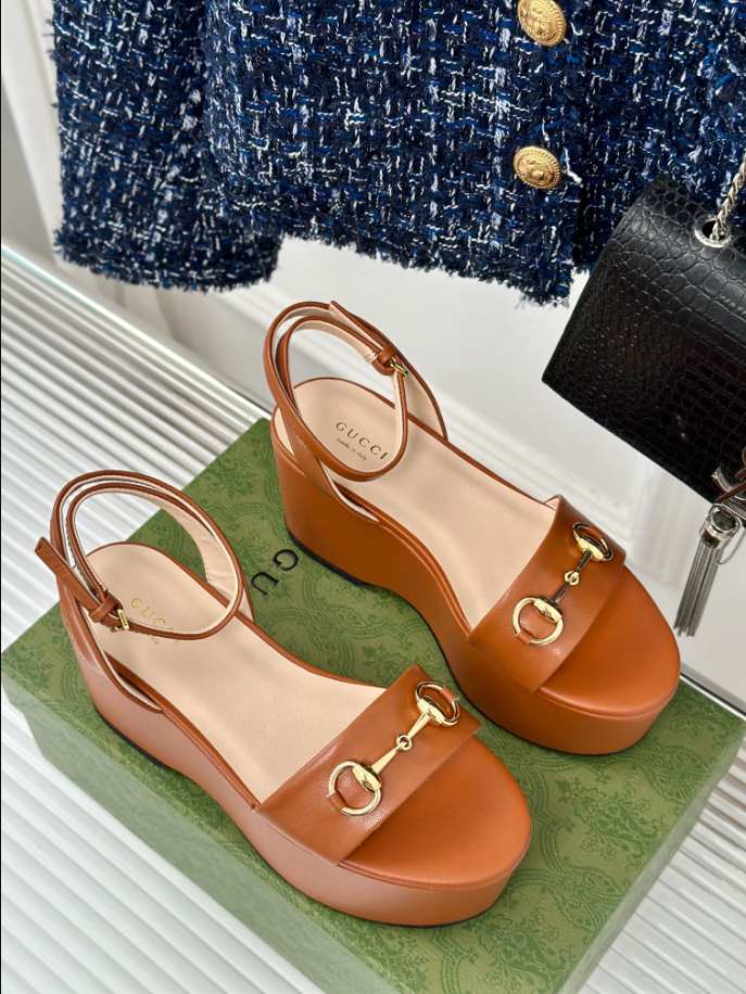 Women’s Horsebit Flatform Camel Leather Sandal Reps - SC030 - view 03