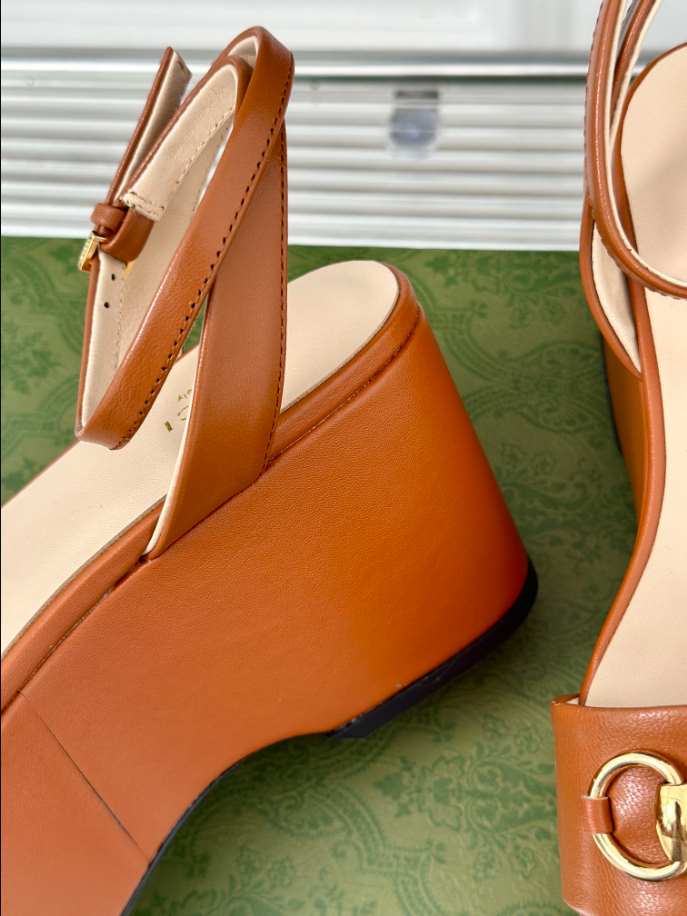 Women’s Horsebit Flatform Camel Leather Sandal Reps - SC030 - view 06