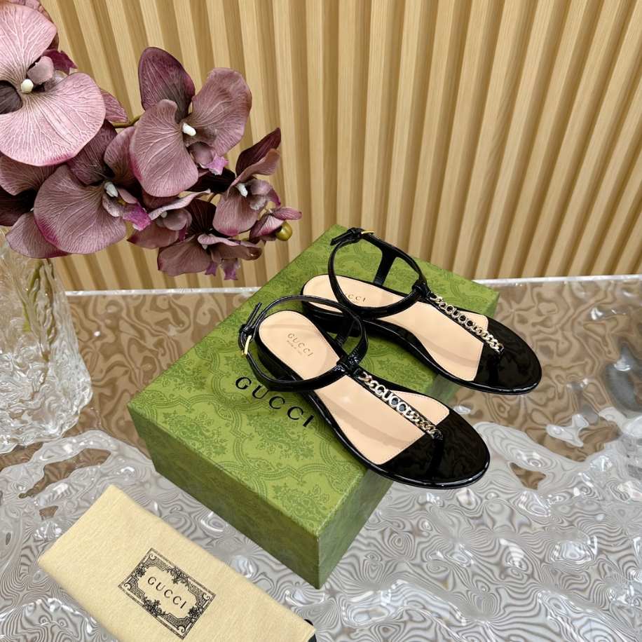 Gucci Signoria Black Patent Leather Thong Sandals Reps - SC002 - view 05