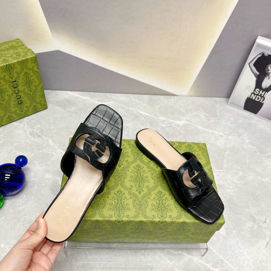Women’s Interlocking G Cut-Out Slide Black Sandal Reps - SC016 - view 05
