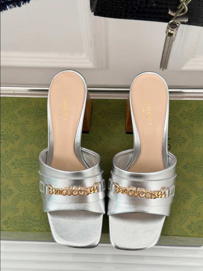 Gucci Leather Signoria Heeled Silver Sandals 75 Reps - SC025 - view 04