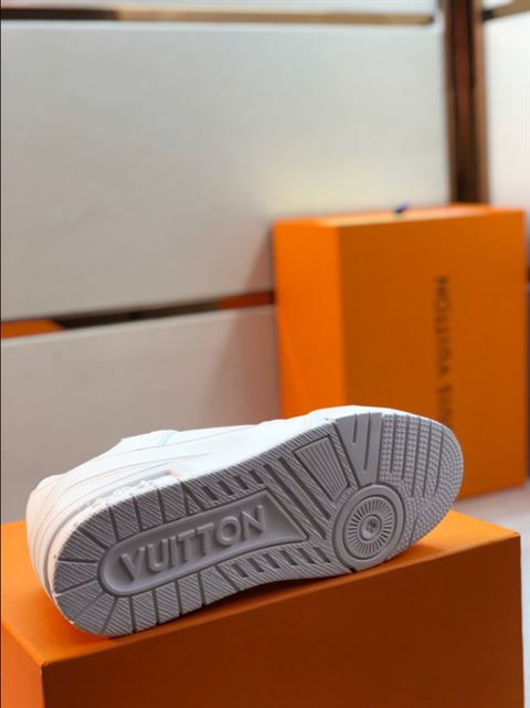 Louis Vuitton Trainer Sneaker Replica - LS011 - view 04