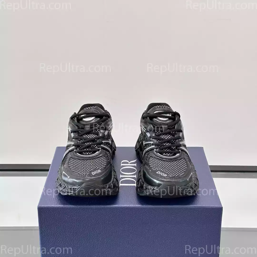 Dior B35 NXXT Sneaker in Black Reps - DR156 - view 03