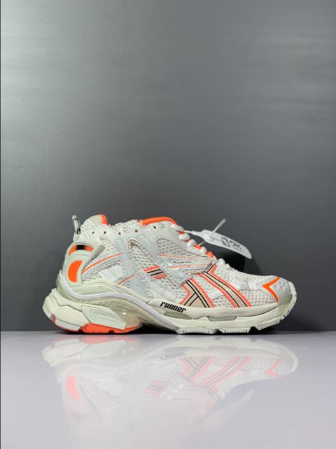 Balenciaga Runner Trainers Replica - BK075 - view 02