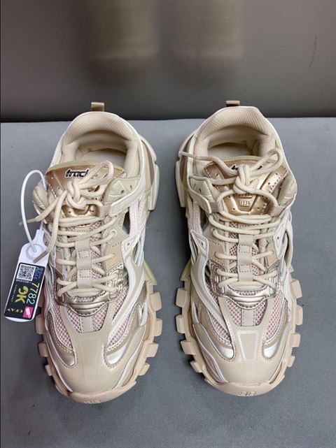 Balenciaga Track 2.0 Trainers Replica - BK015 - view 05