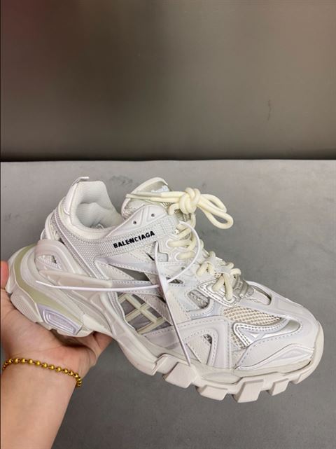 Balenciaga Track 2.0 Trainers Replica - BK016 - view 02