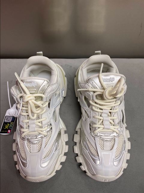 Balenciaga Track 2.0 Trainers Replica - BK016 - view 04