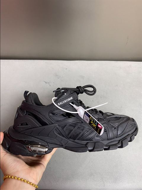 Balenciaga Track 2.0 Trainers Replica - BK017 - view 02