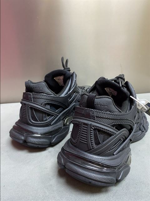 Balenciaga Track 2.0 Trainers Replica - BK017 - view 04