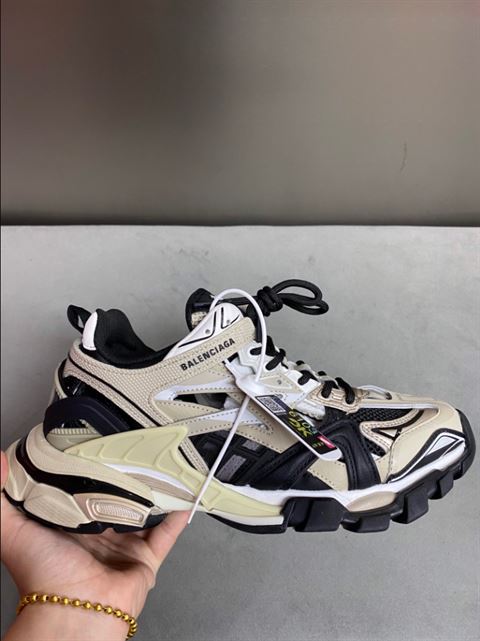 Balenciaga Track 2.0 Trainers Replica - BK018 - view 02