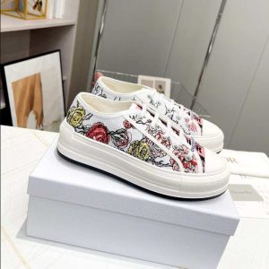 Walk’n’Dior Platform Sneaker White Multicolor with Dior 4 Saisons Hiver Motif Reps- DR072 - view 01