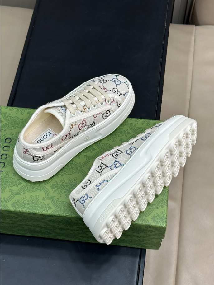Sneaker Gucci GG Monogram In Off White Canvas Reps - GI042 - view 02