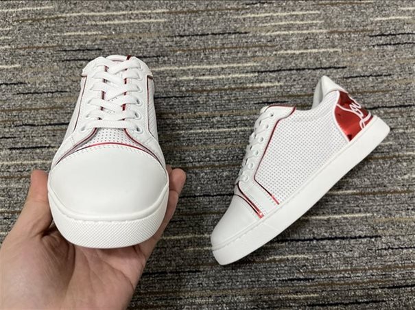 Christian Louboutin High-end Low-top Lace-up Sneakers Replica - CLS57 - view 04