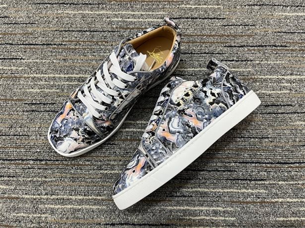Christian Louboutin High-end Low-top Lace-up Sneakers Replica - CLS60 - view 01