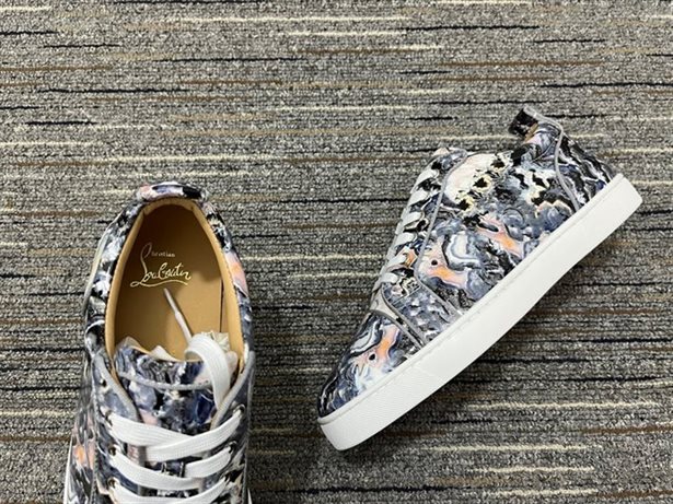 Christian Louboutin High-end Low-top Lace-up Sneakers Replica - CLS60 - view 04