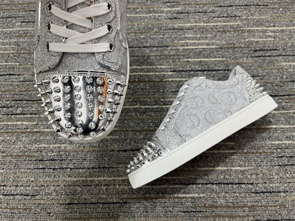 Christian Louboutin High-end Low-top Lace-up Sneakers Replica - CLS64 - view 03