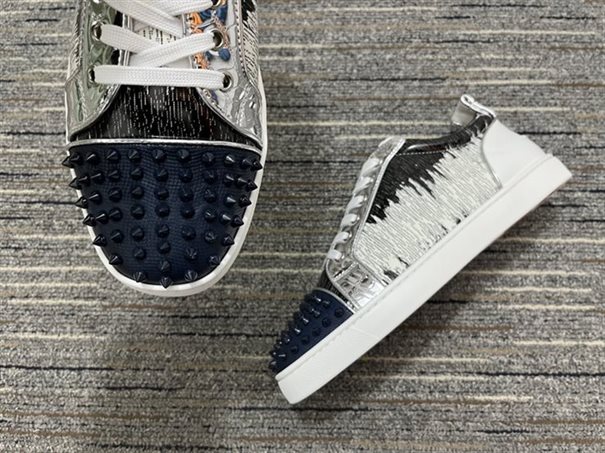 Christian Louboutin High-end Low-top Lace-up Sneakers Replica - CLS65 - view 04