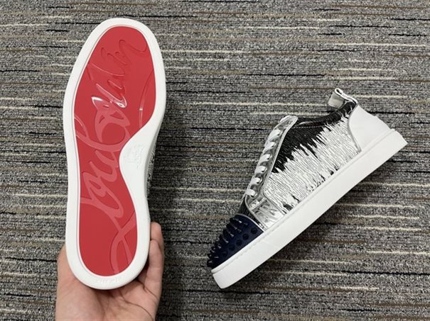 Christian Louboutin High-end Low-top Lace-up Sneakers Replica - CLS65 - view 05