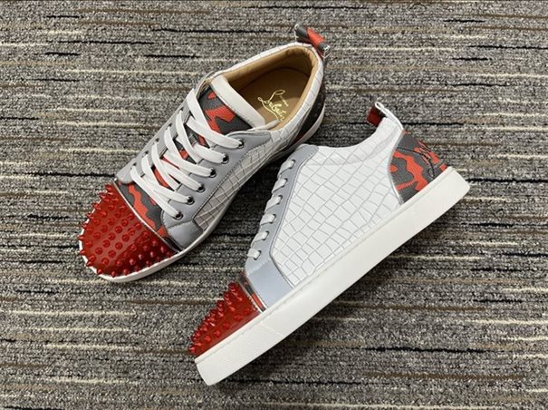 Christian Louboutin High-end Low-top Lace-up Sneakers Replica - CLS68 - view 01