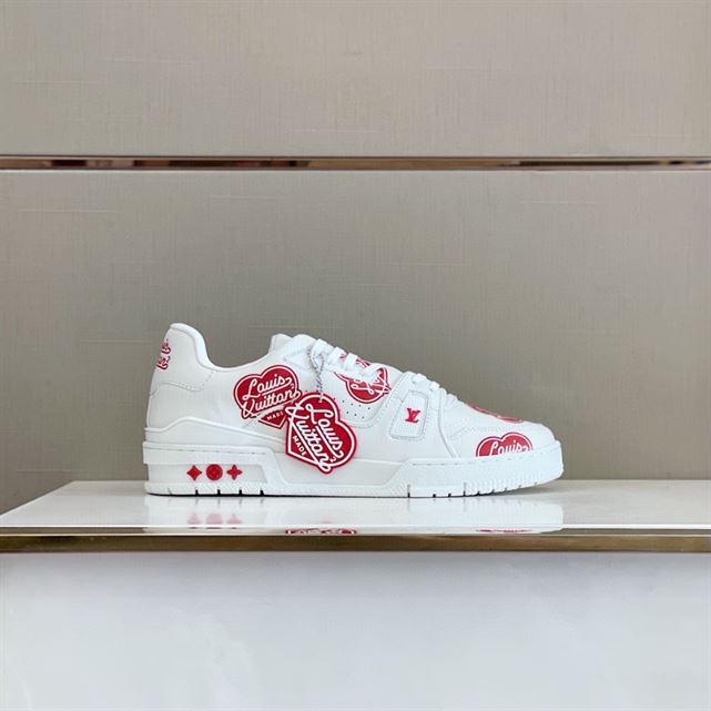 Louis Vuitton Trainer Sneaker Replica - LS047 - view 02