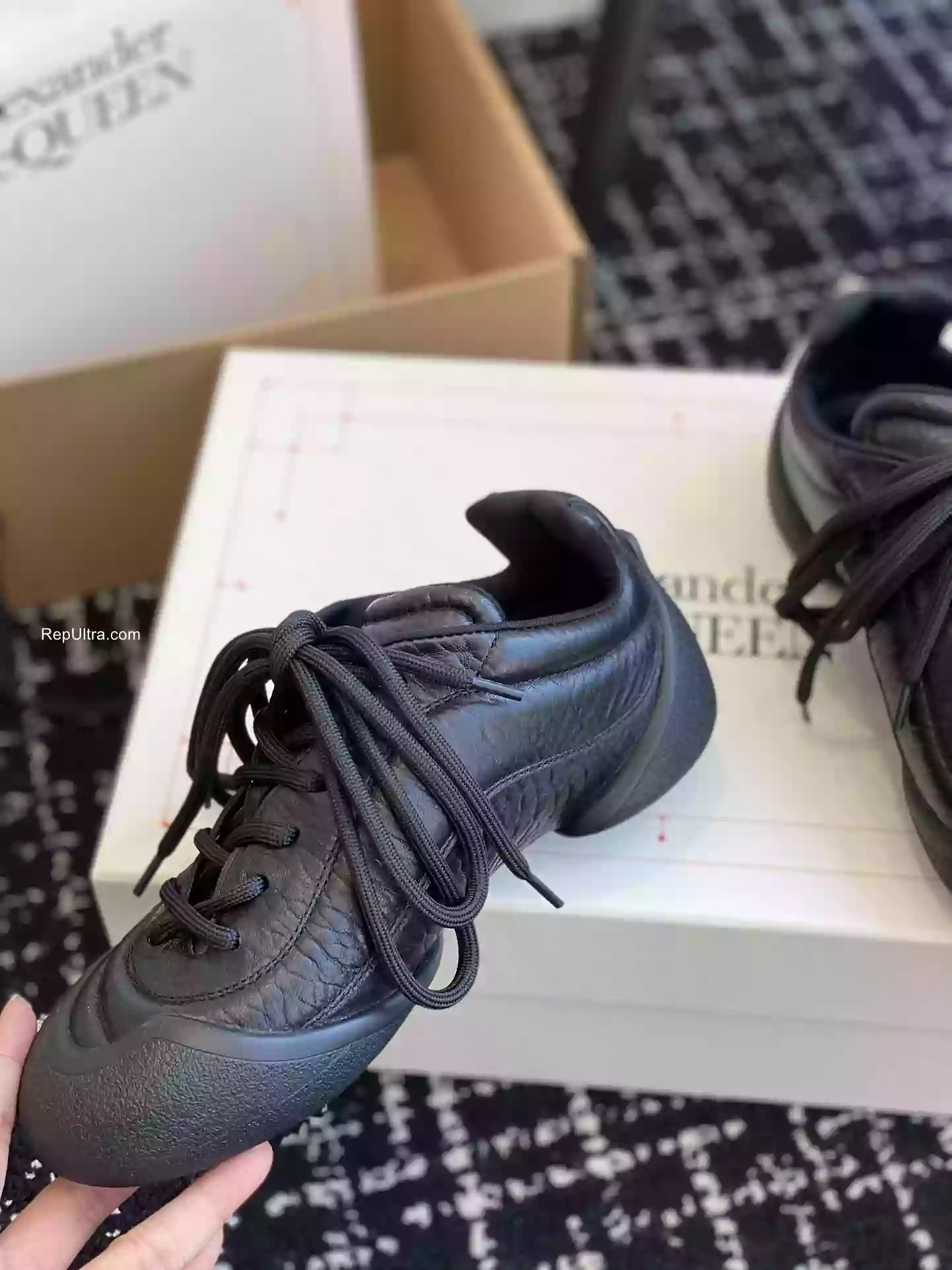 Alexander McQueen Flexion Sneaker in Black - MC001 - view 06