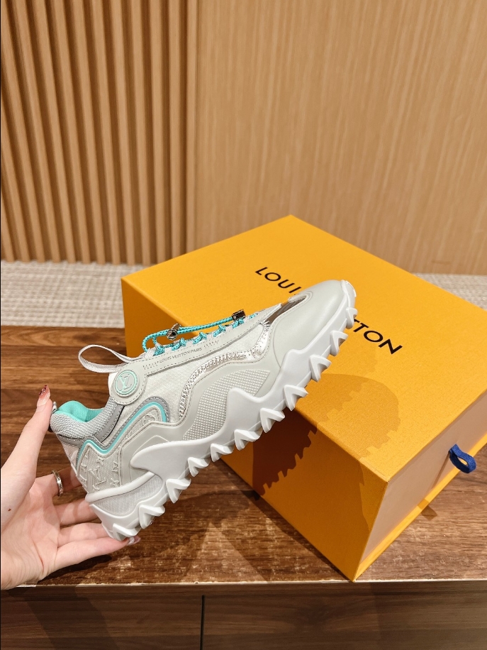 Louis Vuitton Rush Green Silver Sneaker Reps - LS103 - view 02